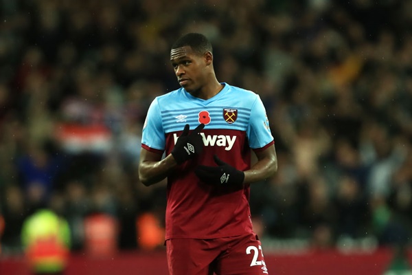 Theo Sky Sports, Man Utd đã quay trở lại với thương vụ Issa Diop. Đội chủ sân Old Trafford từng có ý định chiêu mộ trung vệ người Pháp vào năm ngoái.
