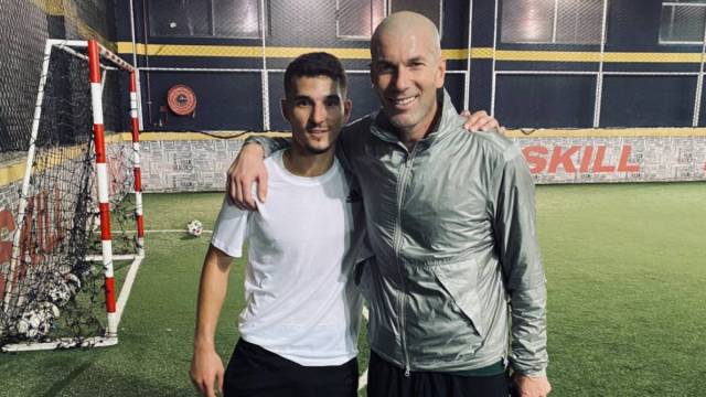 Zidane và Aouar từng gặp gỡ nhau.