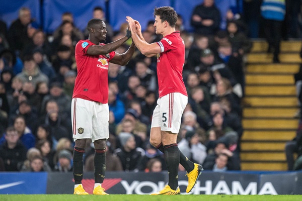 Harry Maguire vẫn chưa có được đối tác ăn ý nhất. Chính vì vậy HLV Solskjaer hoàn toàn có thể sử dụng cả Eric Bailly lẫn Victor Lindelof.