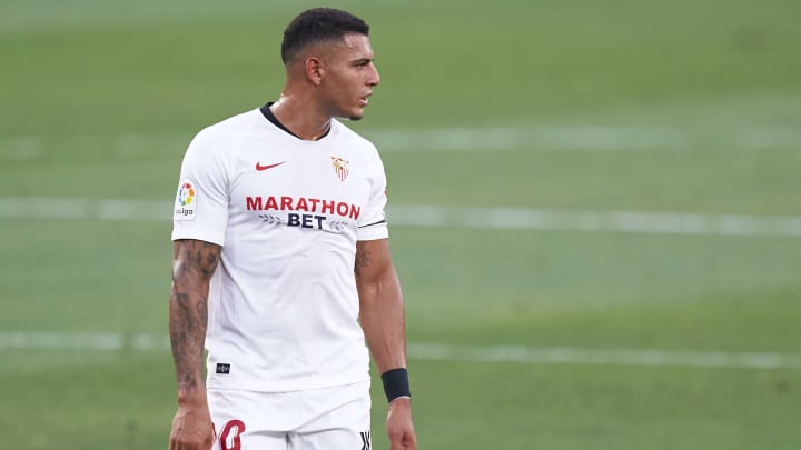 Trung vệ: Diego Carlos (Sevilla - 50 triệu euro). Thi đấu chắc chắn và góp công lớn vào chức vô địch Europa League của đội bóng vùng Andalucia mùa trước, ngôi sao người Brazil đang được khá nhiều CLB hàng đầu theo đuổi.