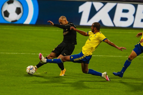3 phút sau, Martin Braithwaite có cú dứt điểm quyết đoán, tuy nhiên anh không thể chiến thắng thủ thành bên phía Cadiz.