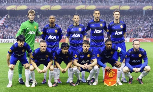 Nhưng phải thừa nhận Sir Alex với tài thao lược của mình đã cùng Man Utd có mùa giải xuất sắc cho dù bị "cơn bão chấn thương" càn quét.
