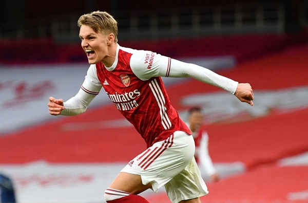 Odegaard sớm tỏa sáng cho Arsenal.