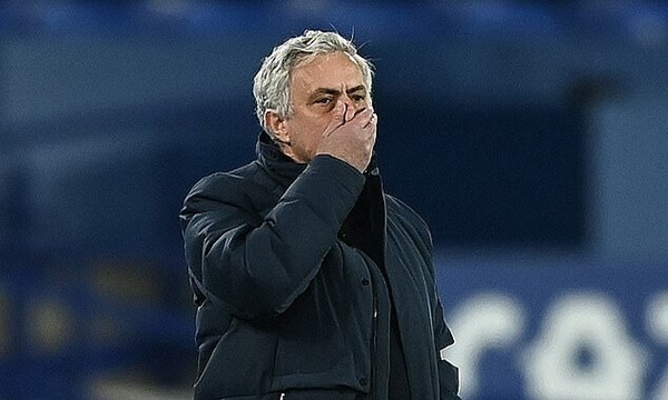 Mới đây, trang chủ Tottenham đã ra thông báo sa thải HLV Jose Mourinho. Với thành tích bết bát trong giai đoạn lượt về, đây là cái kết đã được dự báo trước cho chiến lược gia người Bồ Đào Nha.