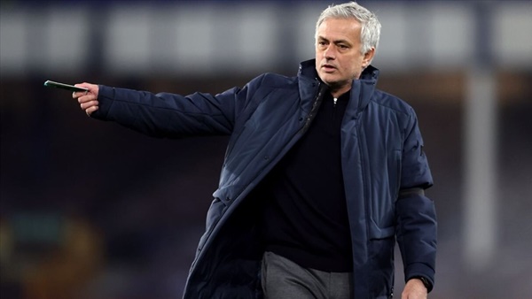 Nhiều nguồn tin tiết lộ thực ra nguyên nhân chính khiến Mourinho ra đi là vì chiến lược gia người Bồ Đào Nha chống lại quyết định tham dự European Super League (ESL) của Tottenham Hotspur.
