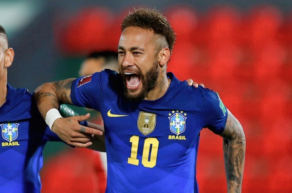 Neymar tỏa sáng.