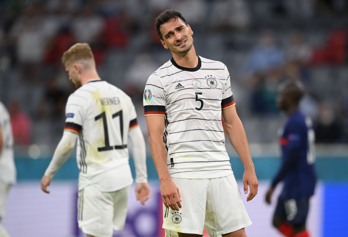 Mats Hummels phản lưới nhà khiến tuyển Đức thất bại.