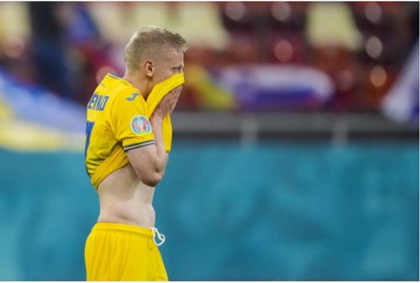 Ngôi sao của Man City hiểu rằng, cơ hội để Ukraine đoạt "tấm vé vớt" lọt vào vòng knock-out là rất mong manh.