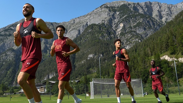 Liverpool đã trở lại tập luyện chuẩn bị cho chiến dịch 2020/21. Lữ đoàn đỏ chọn Áo làm nơi hội quân.