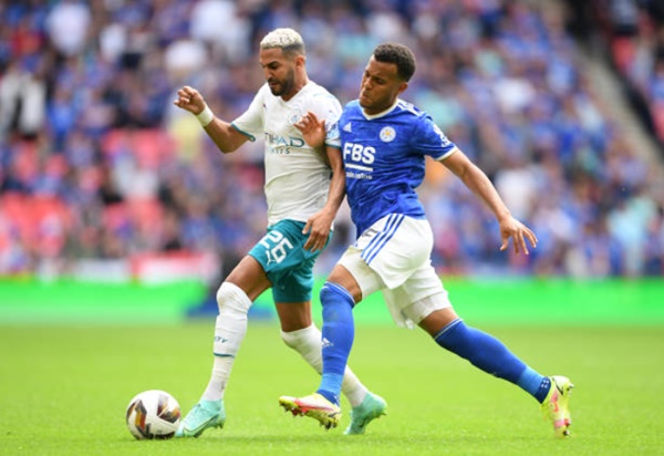 Mahrez có rất nhiều cơ hội ở đầu hiệp hai.