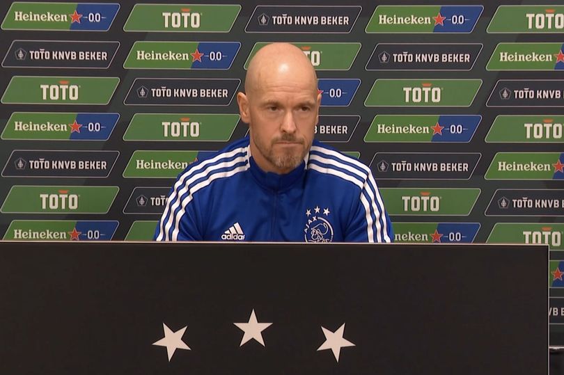 Ten Hag từ chối nhắc đến M.U.