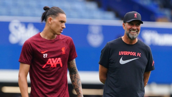 Klopp sẽ tiếp tục chơi với sơ đồ 4-4-2 để giúp Nunez tỏa sáng?