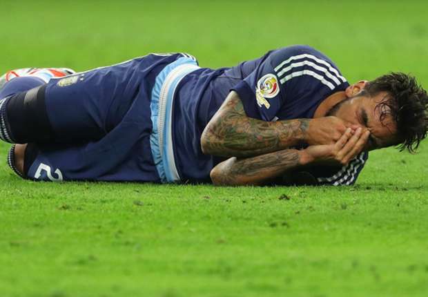 Ảnh bài viết Sao Argentina gãy tay, lỡ trận CK Copa America 2016