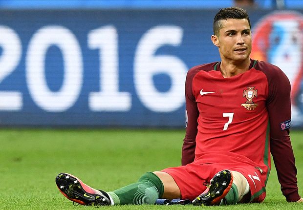 Ảnh bài viết Ronaldo không đá Siêu cúp châu Âu, nói về cơ hội đoạt QBV