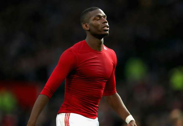Pogba thiếu chủ động ở pha bóng khiến M.U nhận bàn thua trước Arsenal.