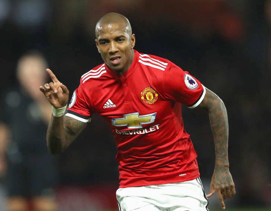 Ashley Young (Man United) - 4 trận, 4 thắng: 2 bàn, 1 kiến tạo.