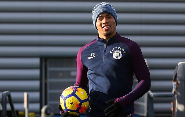 Man City vừa thiết lập kỷ lục mới của bóng đá Anh với 15 trận thắng liên tiếp tại Premier League.