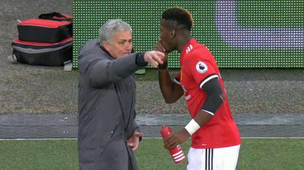 Pogba khẳng định không hề mâu thuẫn với Mourinho.