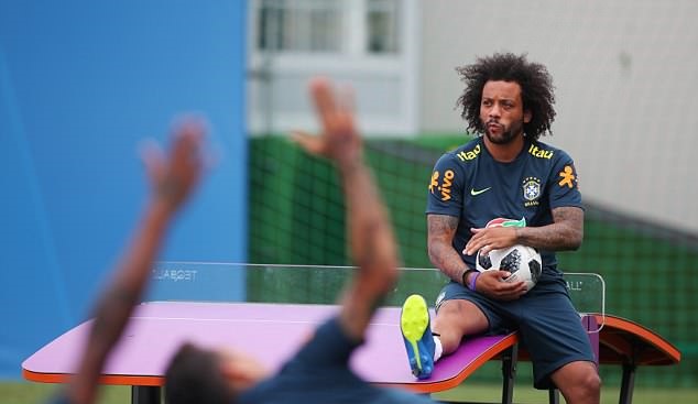 Việc mất Costa sẽ khiến Marcelo và đồng đội phần nào lo lắng.