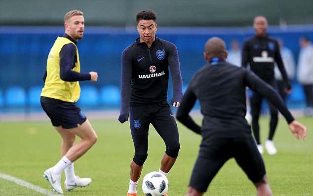 Do đó, Lingard và đồng đội đang quyết tâm xóa bỏ định kiến một tuyển Anh toàn ngôi sao nhưng không thể thi đấu gắn kết.