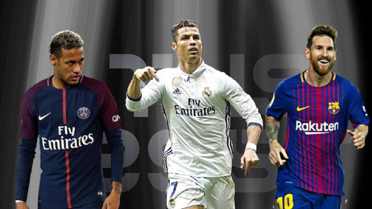 Năm ngoái, Neymar về thứ 3 trong cuộc bầu chọn FIFA The Best.