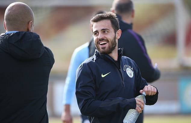 Sau 7 vòng đấu, Liverpool có cùng 19 điểm với Man City vì thế, cuộc thư hùng sắp diễn ra sẽ có ý nghĩa quyết định ngôi đầu bảng.