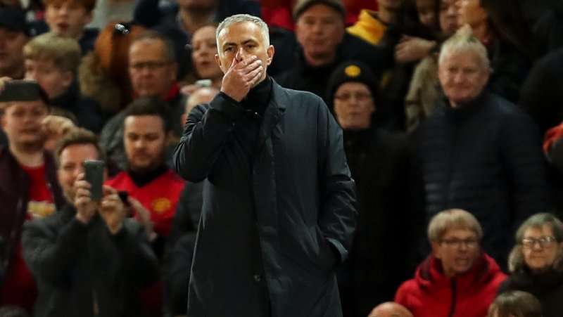 Tương lai của HLV Jose Mourinho vẫn khá bất ổn.