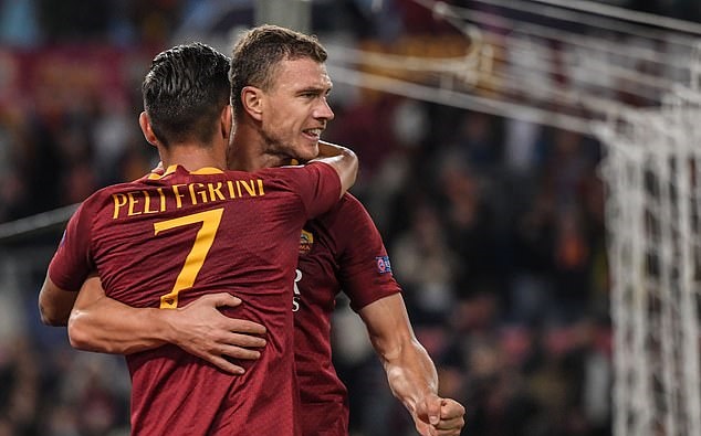 Cú đúp của Edin Dzeko trong ít phút đã khiến CSKA Moscow gần như mất hết ý chí chiến đấu.