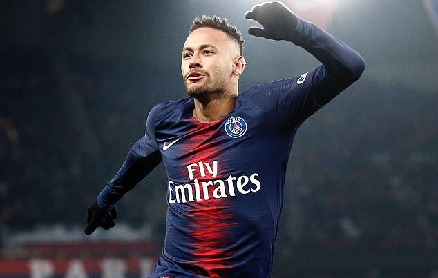 Tuy nhiên, Neymar và các đồng đội đã sớm khiến Guingamp vỡ mộng.