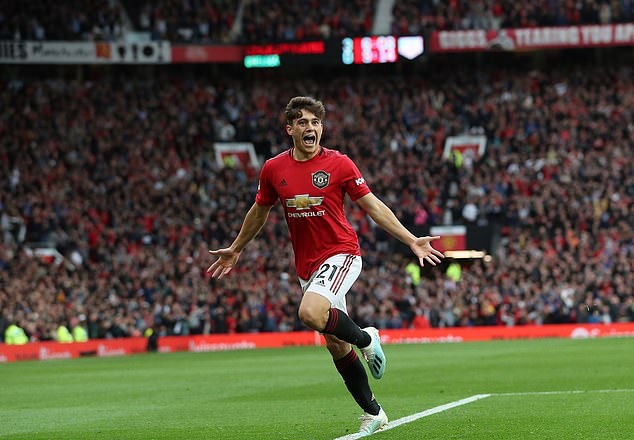 James với màn ra mắt Man United.