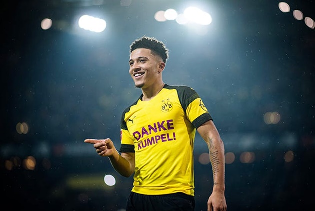 Sancho vẫn chứng tỏ đẳng cấp hàng đầu ở tuổi 19. Anh đang là trụ cột ở Dortmund và là niềm hy vọng lớn nhất cho họ ở Champions League mùa này.