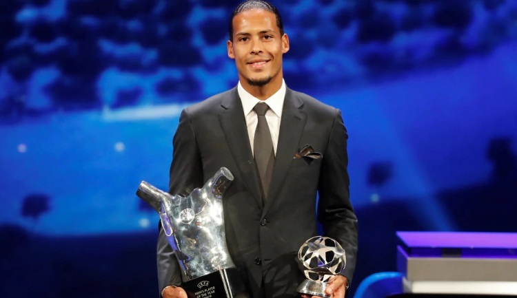 Ảnh bài viết Van Dijk nhận được điểm bầu chọn lớn hơn Ronaldo + Messi