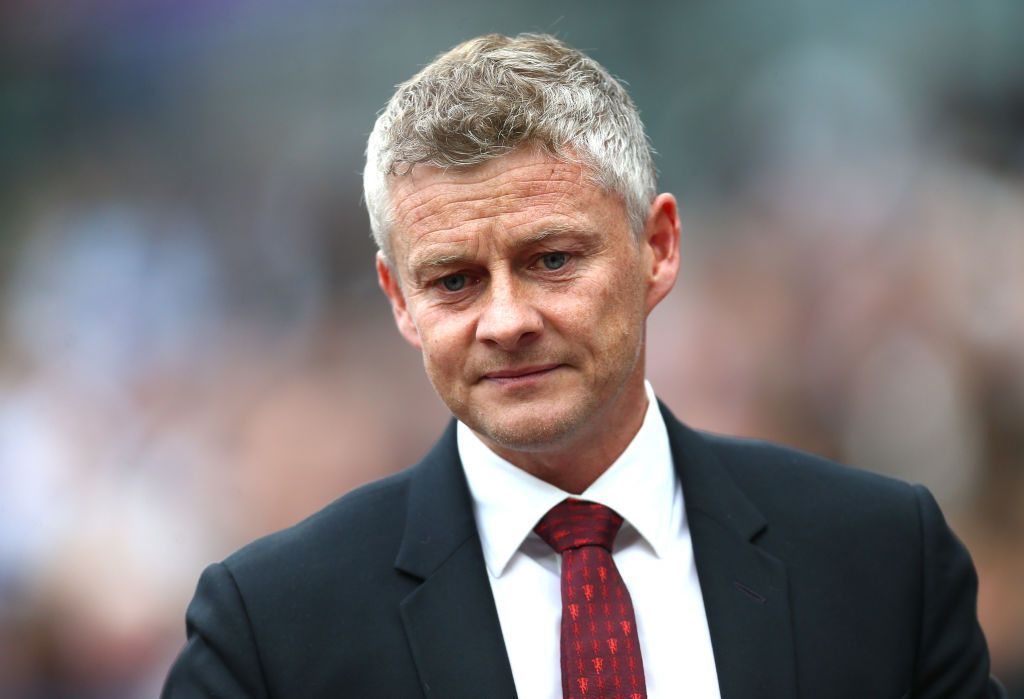 Áp lực đang đè nặng lên vai Solskjaer.