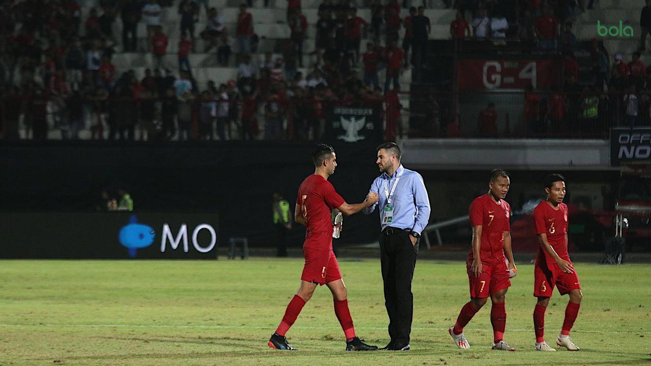 Trận thua khiến Indonesia tiếp tục xếp chót bảng G. Trong khi đó, áp lực bị sa thải đang đè nặng lên vai HLV Simon McMenemy. Thực tế, vị HLV này đã đổ bệnh ngay sau thất bại trước Việt Nam.