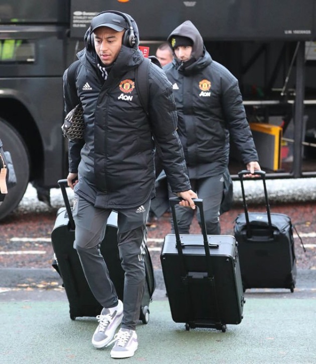 Đáng chú ý, Luke Shaw đã hồi phục chấn thương và theo chân đồng đội.