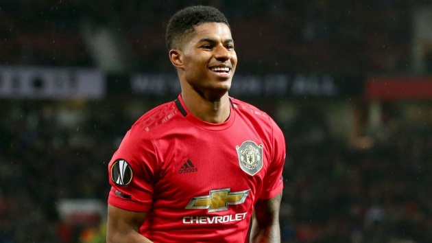 Nếu tính riêng ở Premier League, Man United đã khá lâu rồi mới có 2 cầu thủ đều nằm trong Top 10 danh sách vua phá lưới đó là Martial và Rashford, mỗi người đều có 17 bàn thắng.