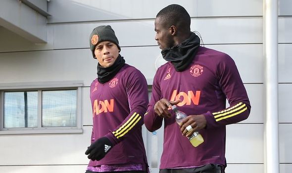 Ảnh bài viết Đẩy Lindelof & 3 cái tên khác khỏi OTF, M.U đón đối tác hoàn hảo cho Maguire