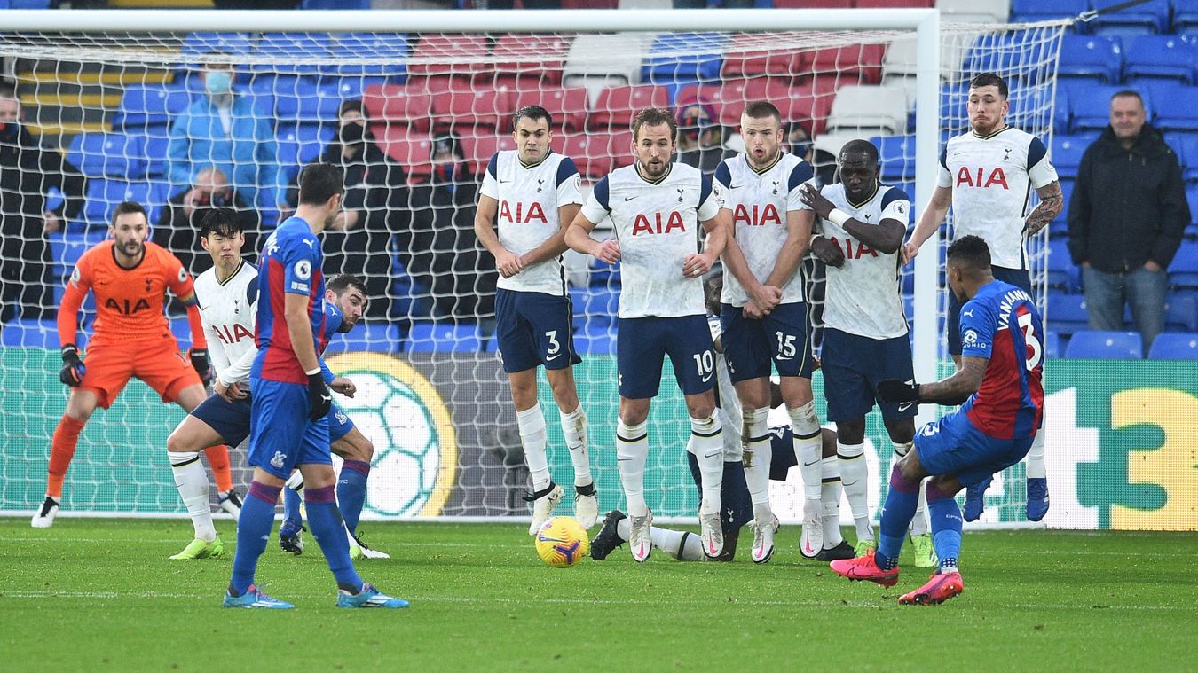 Crystal vừa bất ngờ cầm hòa Tottenham.