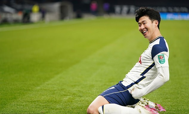 Từ đầu mùa giải tới giờ, Son ghi tới 11 bàn thắng, đóng góp 5 pha kiến tạo, qua đó giúp Spurs bay cao và tiếp tục cạnh tranh cho ngôi vô địch Premier League 2020/21.