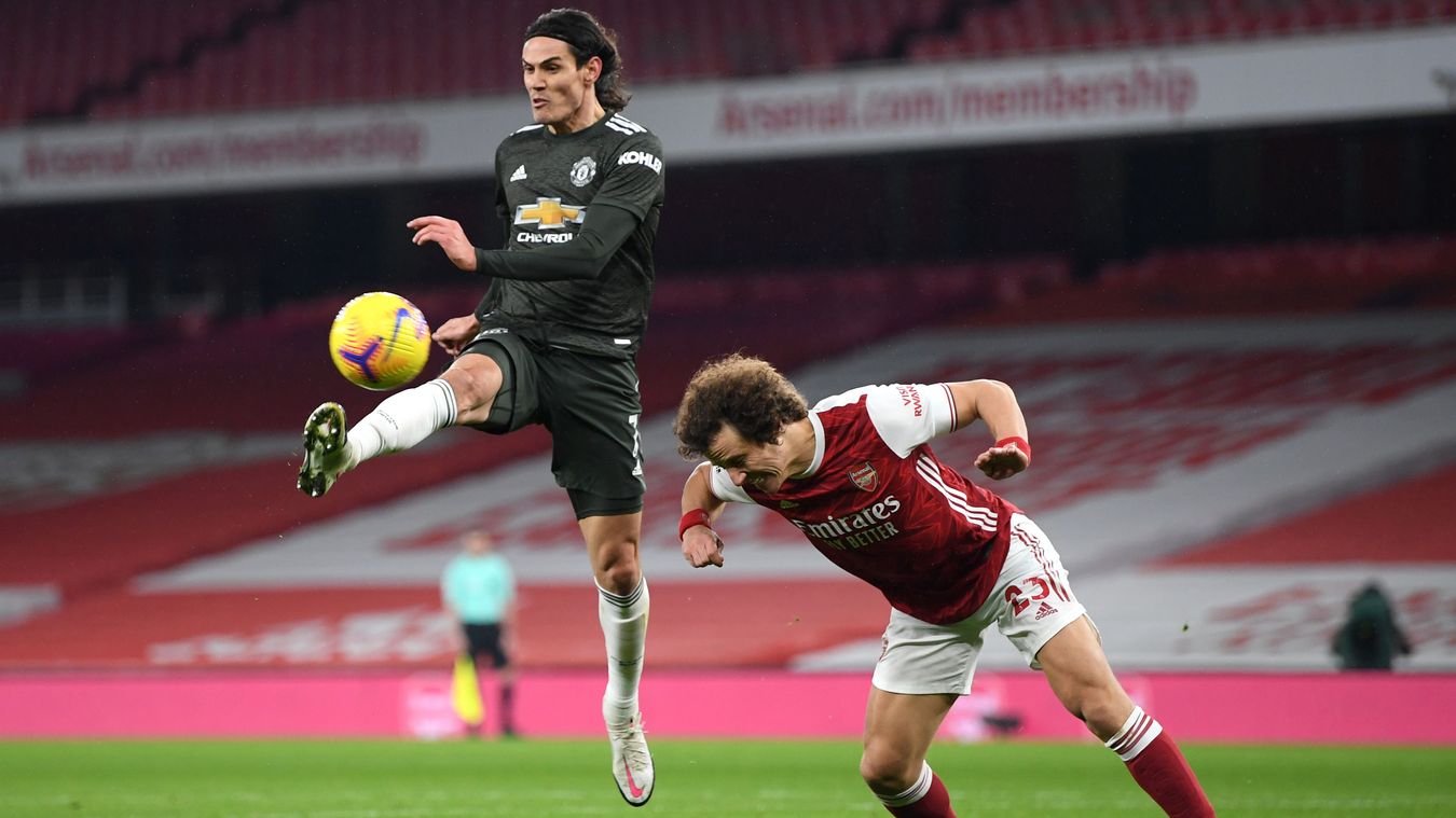 2. Arsenal bất bại trong 6 trận đấu gần đây nhất của họ tại Premier League trước Man United, kể từ khi thua trên sân nhà và sân khách vào mùa giải 2017/18. Đây là chuỗi trận bất bại dài nhất của Pháo thủ trước Quỷ đỏ ở giải đấu kể từ tháng 10 năm 1980 đến tháng 5 năm 1983.