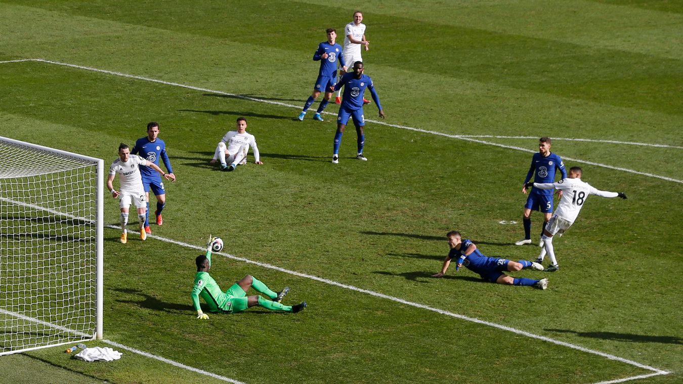 Leeds United 0-0 Chelsea: Chelsea chỉ để thủng lưới 2 bàn trong 10 trận đầu tiên tại Premier League dưới thời Thomas Tuchel, cân bằng kỷ lục do Jose Mourinho thiết lập vào mùa 2004/05.