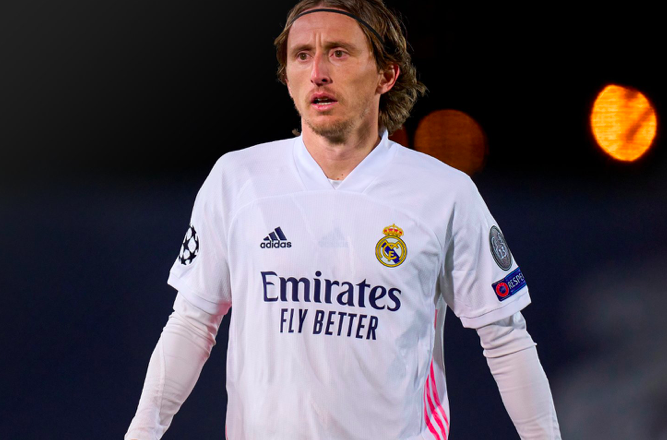4. Luka Modric là cầu thủ lớn tuổi nhất (35 tuổi và 209 ngày) có 3 kiến tạo trong 3 trận đấu liên tiếp ở UEFA Champions League, kể từ khi Ryan Giggs làm được điều này vào tháng 04/2011. Khi đó, huyền thoại xứ Wales đã 37 tuổi.