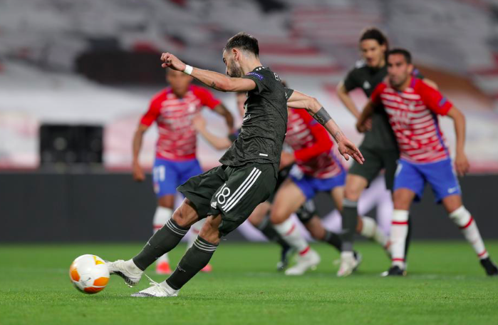 5. Bruno Fernandes quả thật là chuyên gia sút phạt đền. Anh đã thực hiện thành công 19/20 lần sút penalty kể từ khi gia nhập Man United. Một thành tích đáng nể.