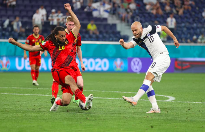 Theo đó, tuyển Bỉ tung ra sân đội hình gồm nhiều hảo thủ như Romelu Lukaku, Kevin de Bruyne hay Eden Hazard.