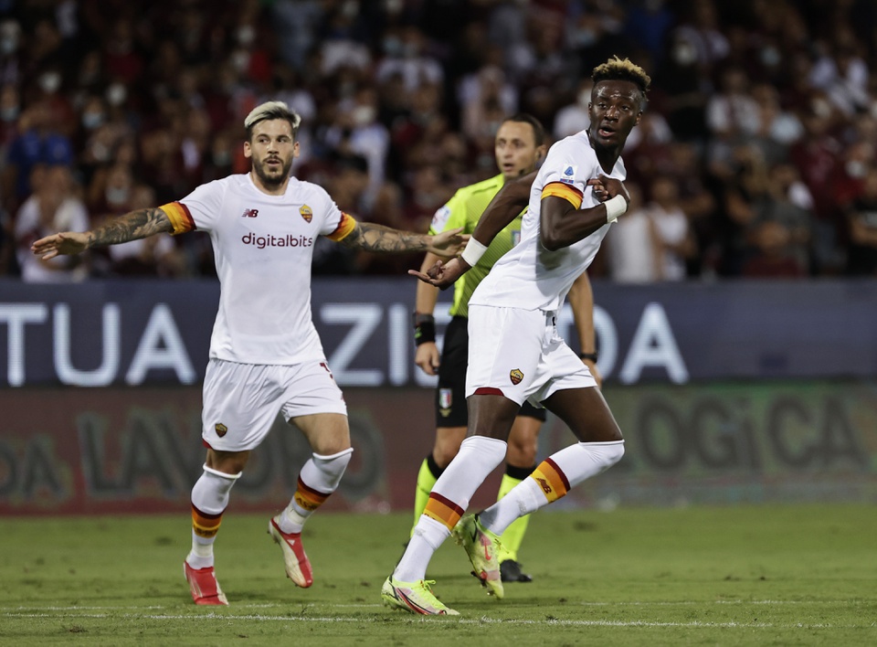 Không khó để nhận ra rằng, Abraham đang thi đấu với sự tự tin rất lớn.