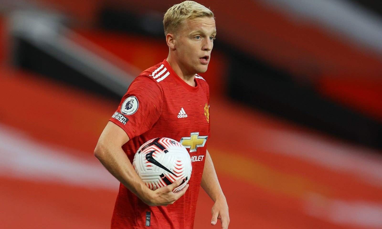 Ảnh bài viết 'Tới lúc De Beek rời Man Utd. Thương vụ sai ngay từ đầu'