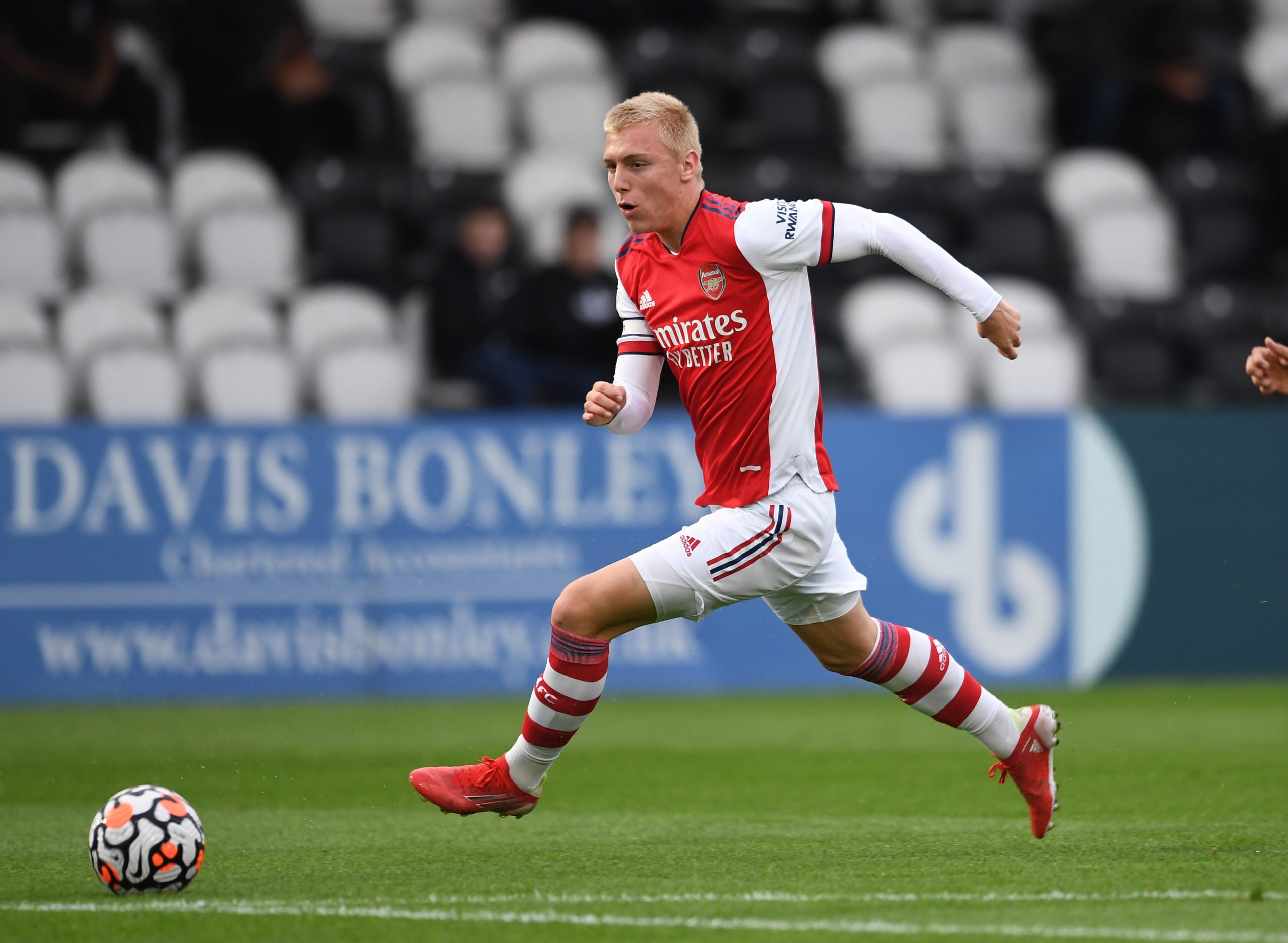 Ảnh bài viết "Tôi sẽ rất ngạc nhiên nếu cậu ấy gia hạn với Arsenal"