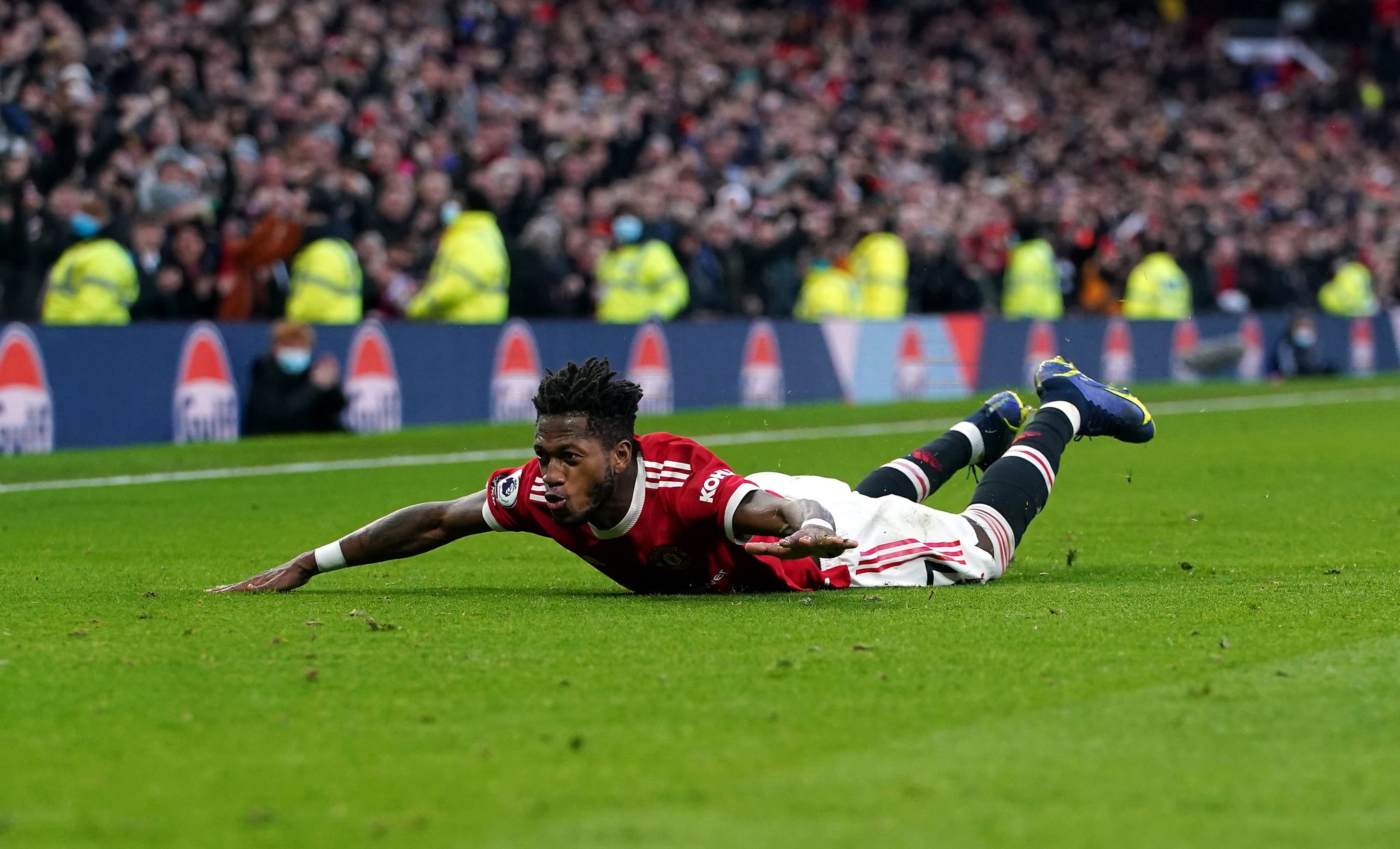Kể từ khi Ole Gunnar Solskjaer chia tay Man Utd, Fred lột xác mạnh mẽ. Tiền vệ người Brazil thi đấu năng nổ, hoạt động không biết mệt mỏi ở vai trò sở trường box-to-box.