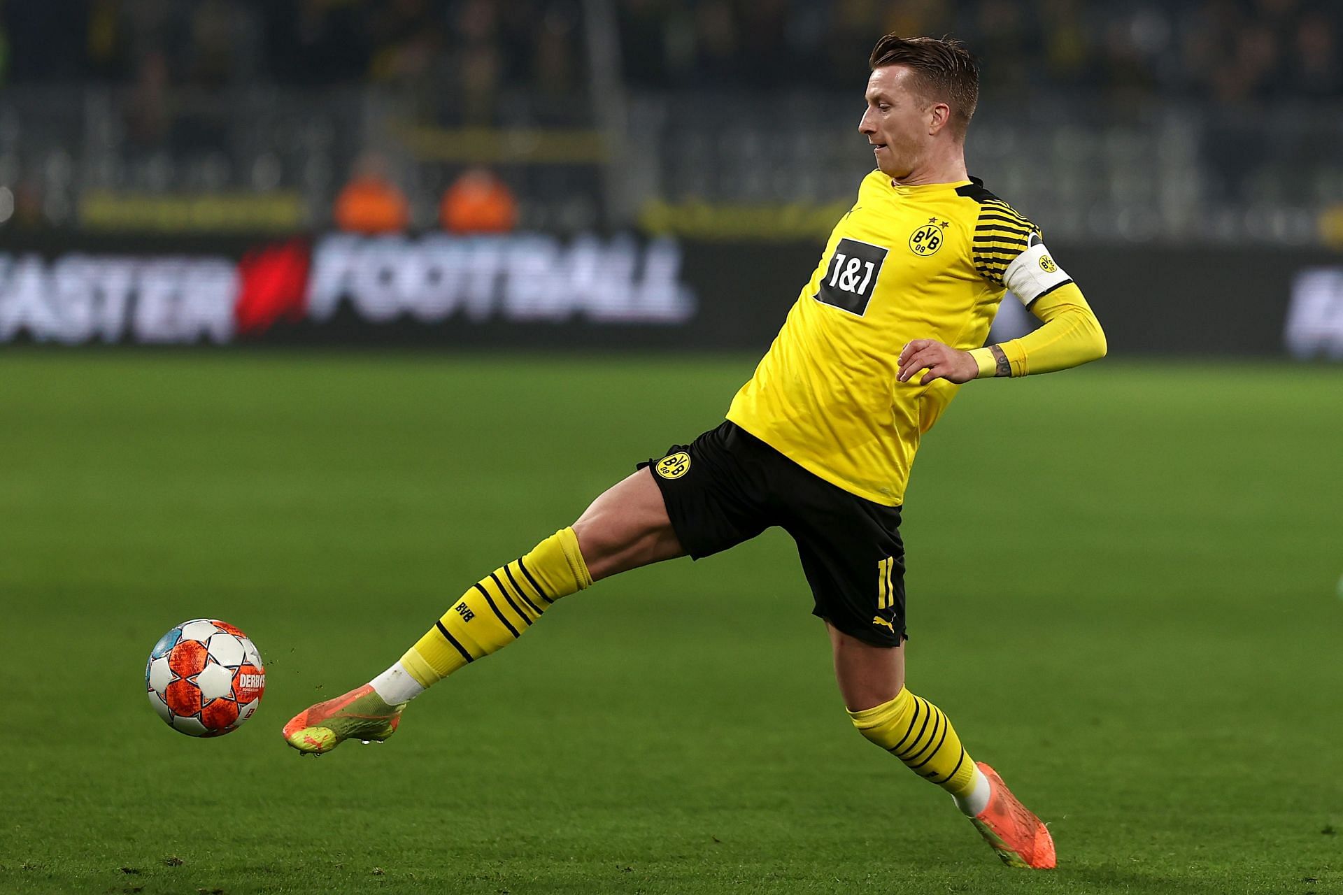 Reus thường xuyên chấn thương.