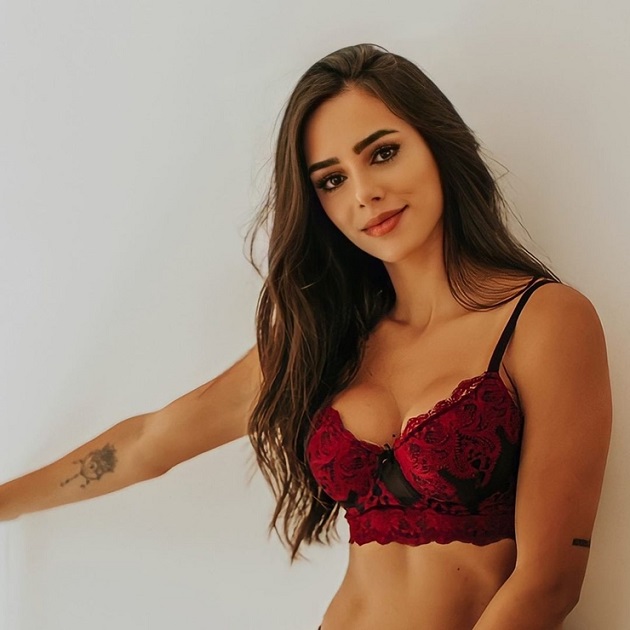 Ảnh bài viết Neymar ngoại tình khi bạn gái mang thai, Falcao bình luận